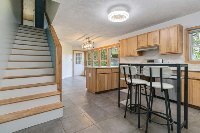 180 Ironstone RD, Smithville, TX 78957