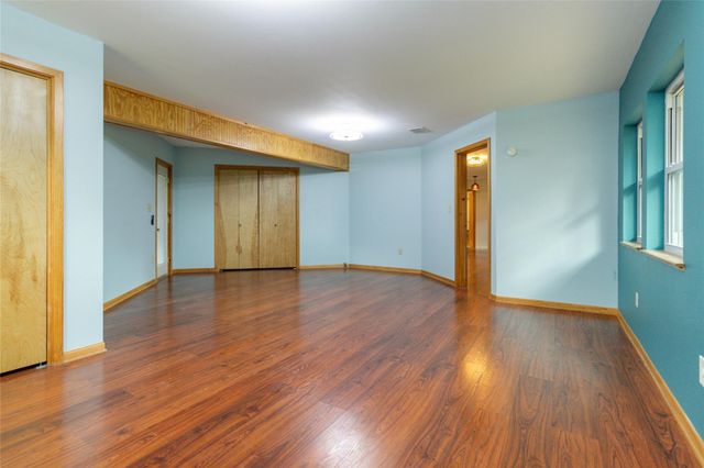 180 Ironstone RD, Smithville, TX 78957