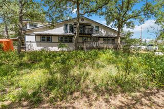 180 Ironstone RD, Smithville, TX 78957