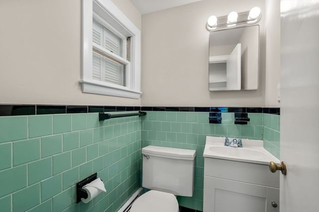 10 Roberta Road, Sharon, MA 02067