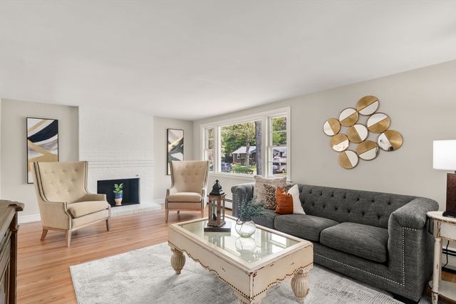 10 Roberta Road, Sharon, MA 02067