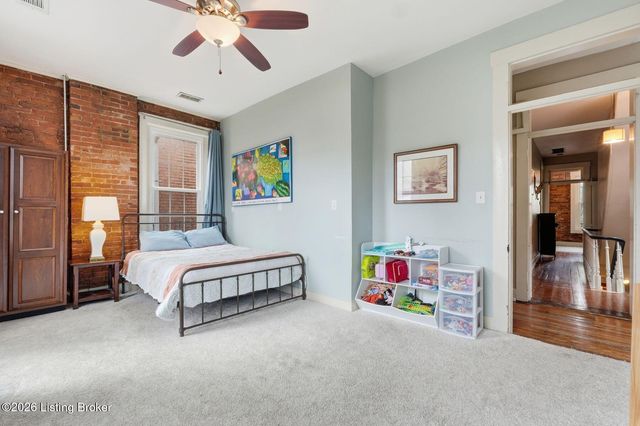 806 E Washington St, Louisville, KY 40206