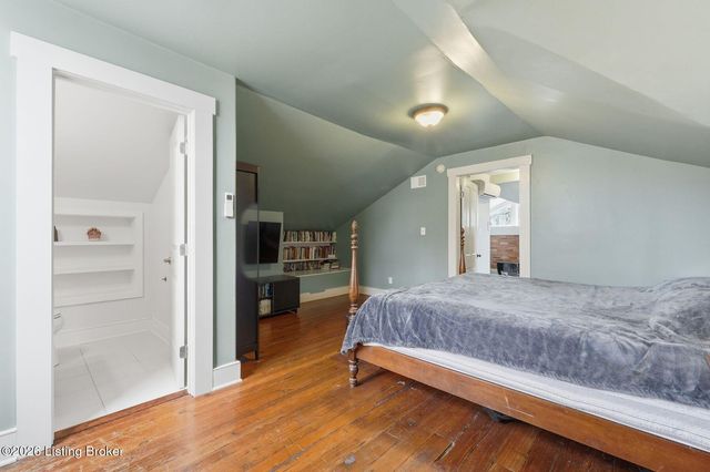 806 E Washington St, Louisville, KY 40206