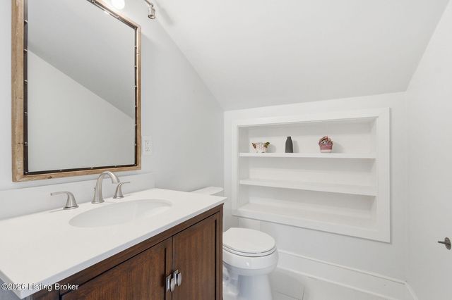 806 E Washington St, Louisville, KY 40206