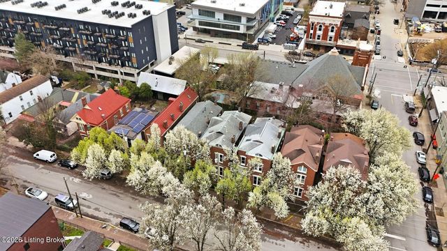 806 E Washington St, Louisville, KY 40206