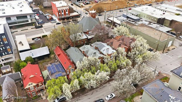 806 E Washington St, Louisville, KY 40206