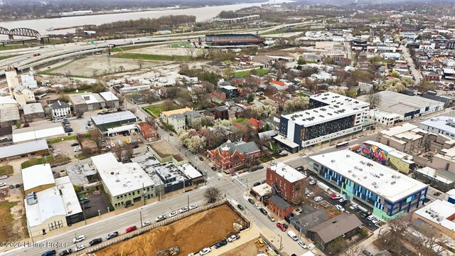 806 E Washington St, Louisville, KY 40206