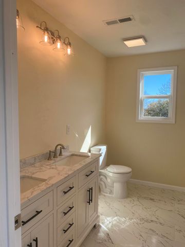 157 Diamond AVE, Rocky Mount, VA 24151