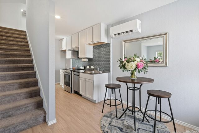 7137 Elm Cove, San Antonio, TX 78244