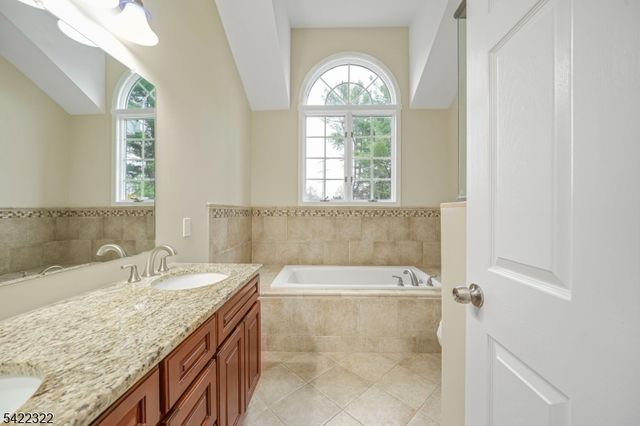 67 Davenport Rd, Montville Twp., NJ 07045