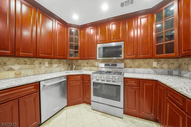 67 Davenport Rd, Montville Twp., NJ 07045