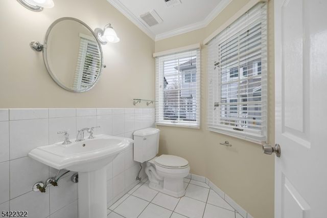 67 Davenport Rd, Montville Twp., NJ 07045