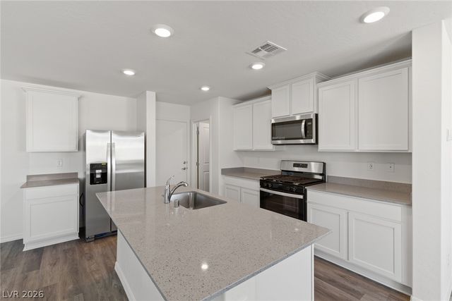 6740 Magnolia River Avenue, Las Vegas, NV 89156