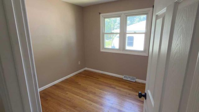 3902 Oriole Avenue Sw, City Of Wyoming, MI 49509