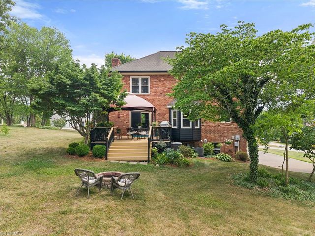 9533 White Tail Trail, Kernersville, NC 27284