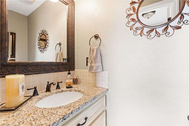9533 White Tail Trail, Kernersville, NC 27284