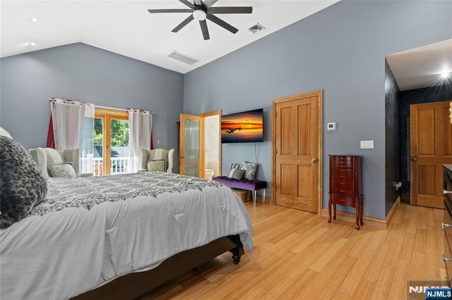 15 Kuiken Court, Wayne, NJ 07470