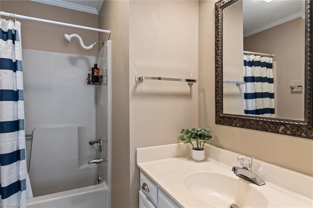 659 Croston Drive, Winston-salem, NC 27104