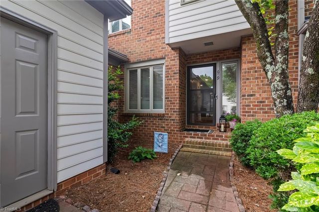 659 Croston Drive, Winston-salem, NC 27104