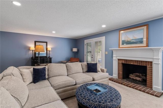 659 Croston Drive, Winston-salem, NC 27104