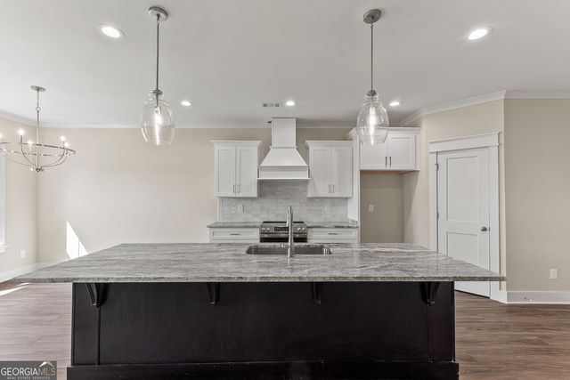 605 Bristleleaf Path, Kathleen, GA 31047