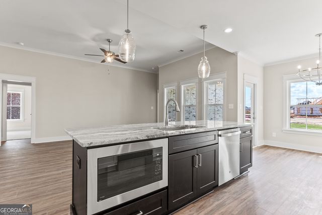 605 Bristleleaf Path, Kathleen, GA 31047