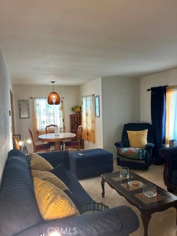 1301 S Castlegate, Compton, CA 90221