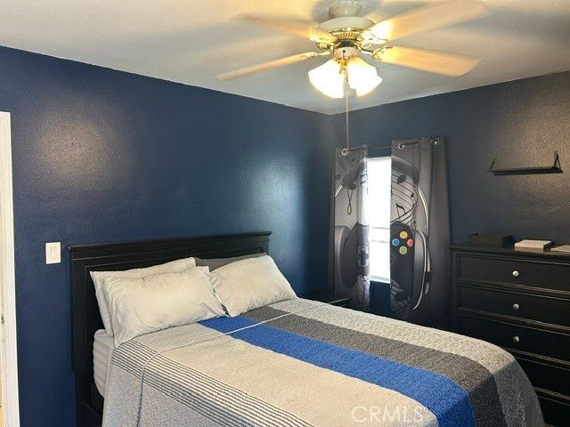1301 S Castlegate, Compton, CA 90221