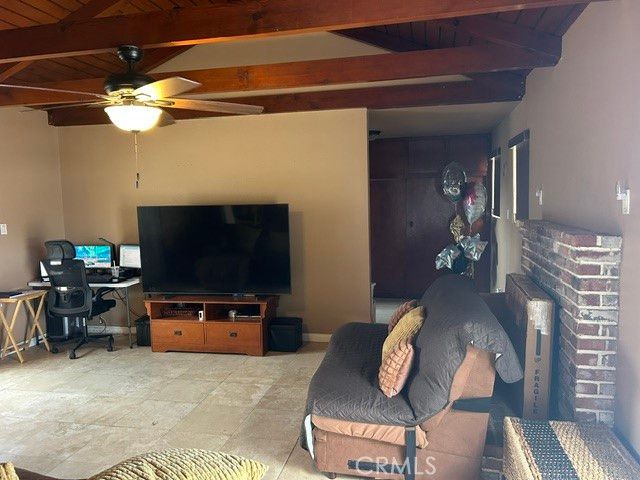 1301 S Castlegate, Compton, CA 90221