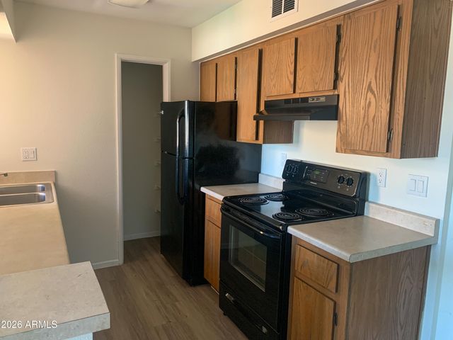 2625 E INDIAN SCHOOL Road 226, Phoenix, AZ 85016