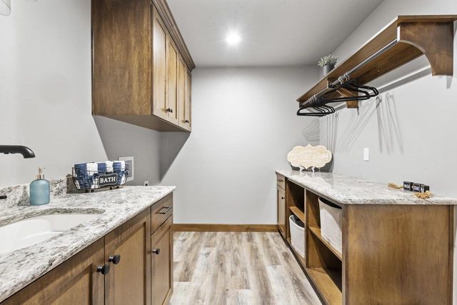 3382 LARGO RIDGE COURT, Green Bay, WI 54311