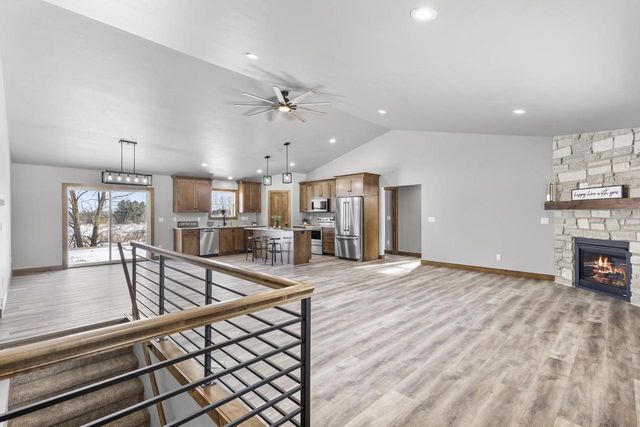 3382 LARGO RIDGE COURT, Green Bay, WI 54311