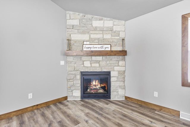 3382 LARGO RIDGE COURT, Green Bay, WI 54311