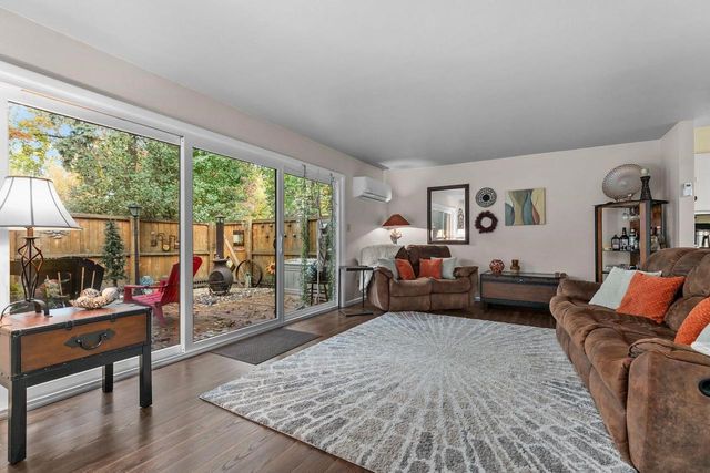 1809 ALCAN DRIVE #5, Menasha, WI 54952