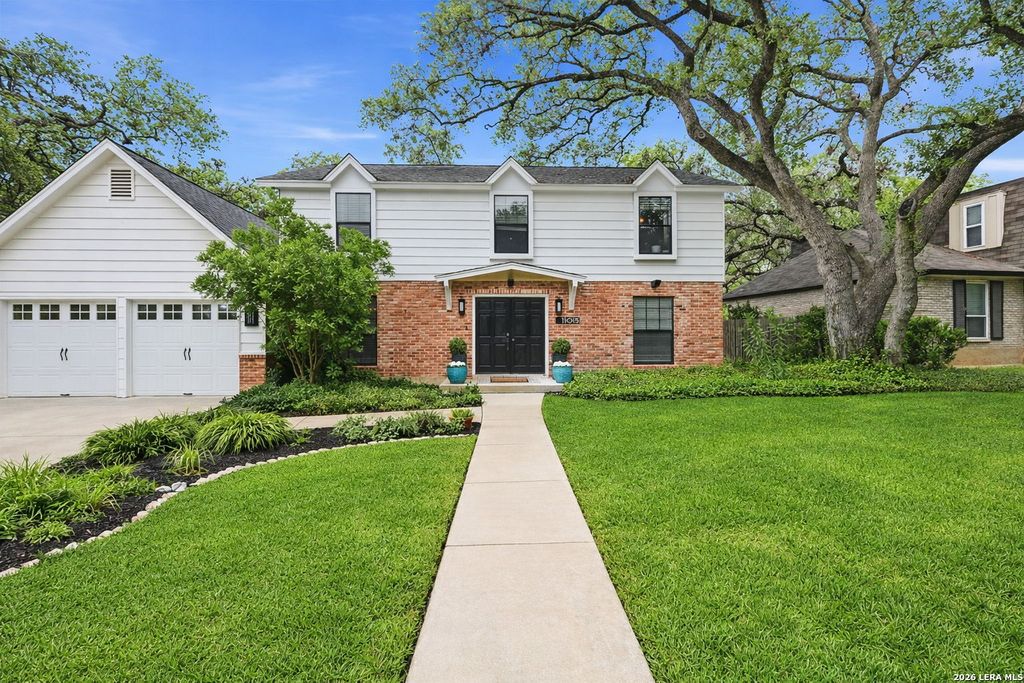 11015 Whisper Hollow St, San Antonio, TX 78230