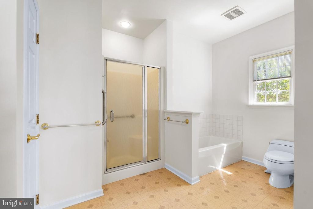 Image 20 of property listing at 122 WILLOW OAK CT, Elkton, MD 21921