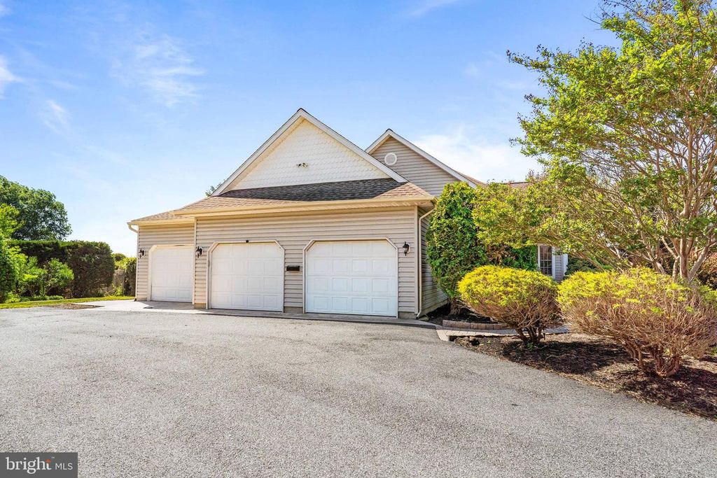 Image 42 of property listing at 122 WILLOW OAK CT, Elkton, MD 21921