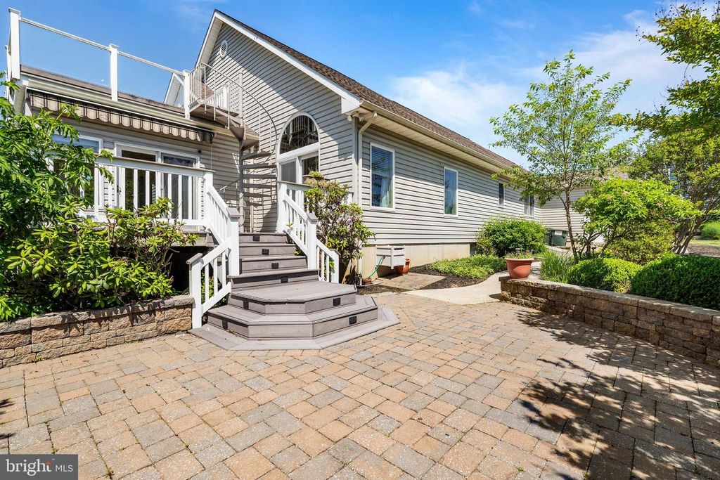 Image 49 of property listing at 122 WILLOW OAK CT, Elkton, MD 21921