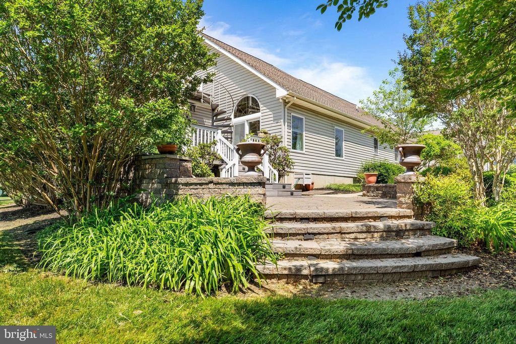Image 50 of property listing at 122 WILLOW OAK CT, Elkton, MD 21921