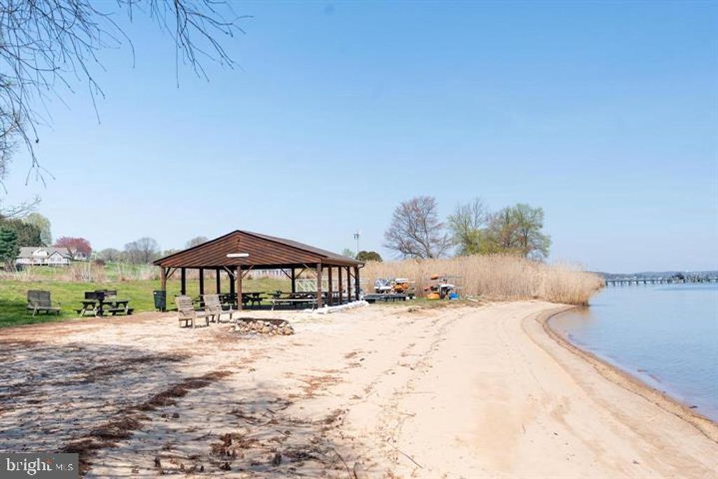 Image 58 of property listing at 122 WILLOW OAK CT, Elkton, MD 21921