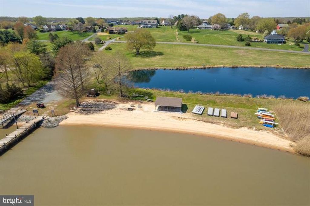Image 61 of property listing at 122 WILLOW OAK CT, Elkton, MD 21921