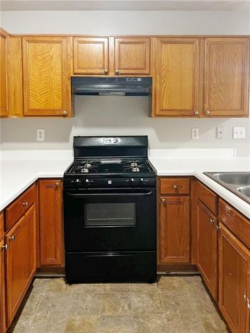 3347 Merlot Pass, Lawrenceville, GA 30044