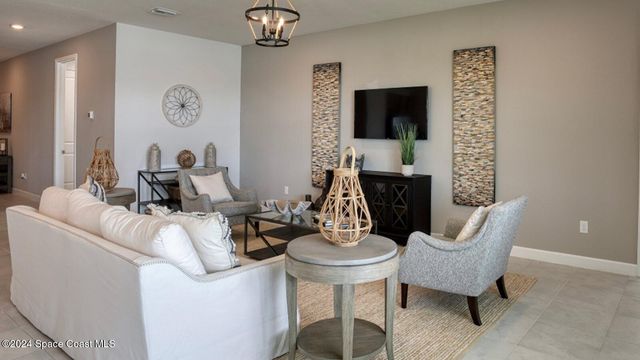 1738 Echelon Point Way NW, Palm Bay, FL 32907