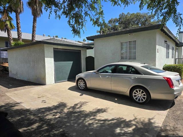 981 S Lincoln Ave, El Cajon, CA 92020