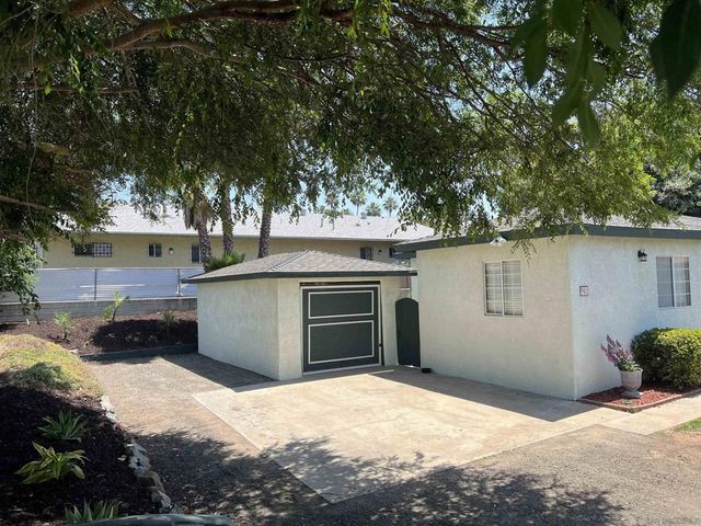 981 S Lincoln Ave, El Cajon, CA 92020