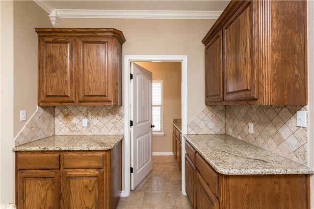 5701 Loire Blvd, Corpus Christi, TX 78414