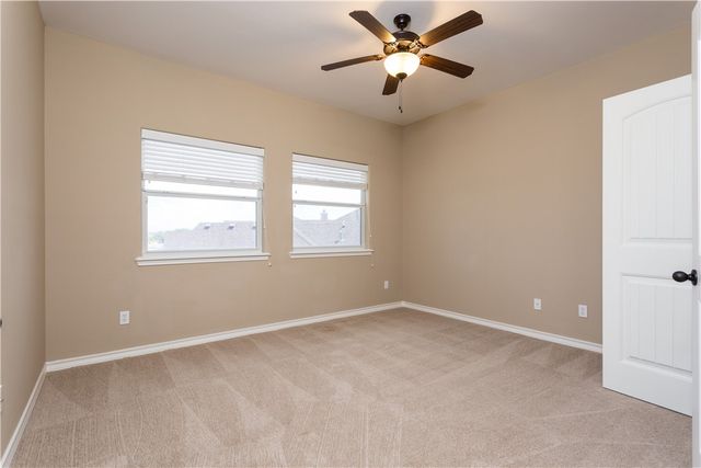5701 Loire Blvd, Corpus Christi, TX 78414