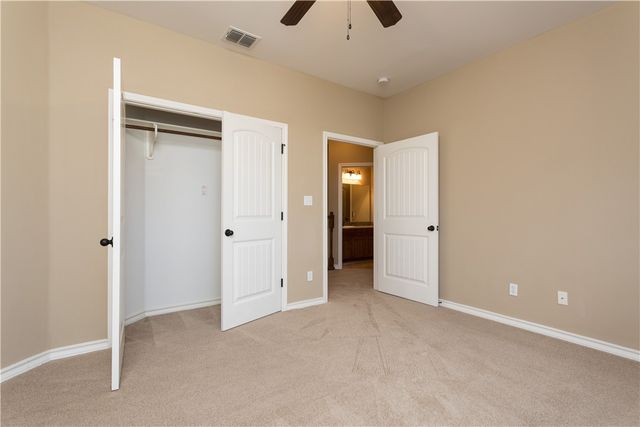 5701 Loire Blvd, Corpus Christi, TX 78414