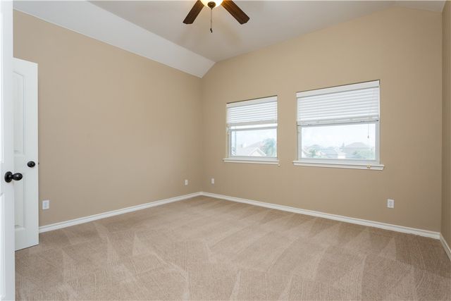5701 Loire Blvd, Corpus Christi, TX 78414