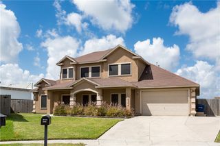 5701 Loire Blvd, Corpus Christi, TX 78414